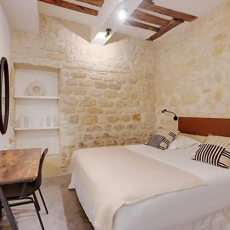 Διαμέρισμα Spacious - 4br-10p - Place Des Vosges