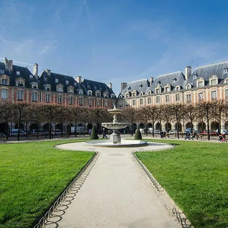 Apartament Spacious - 4br-10p - Place Des Vosges Paryż