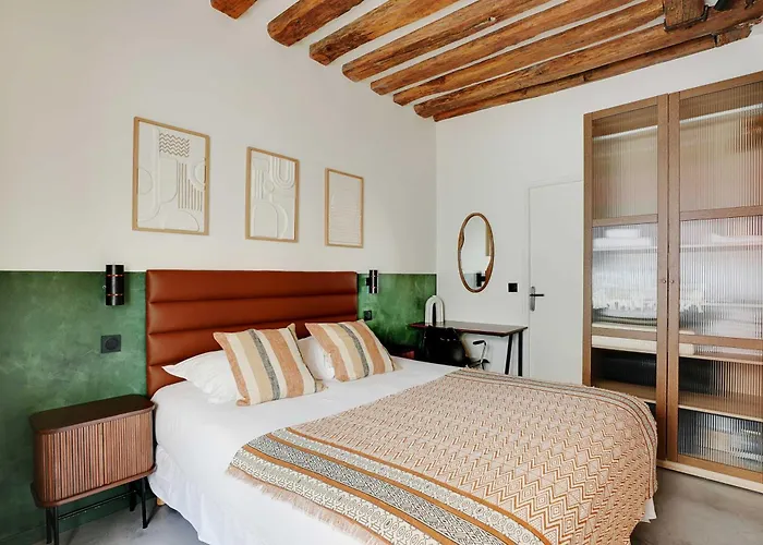 Apartment Spacious - 4br-10p - Place Des Vosges *