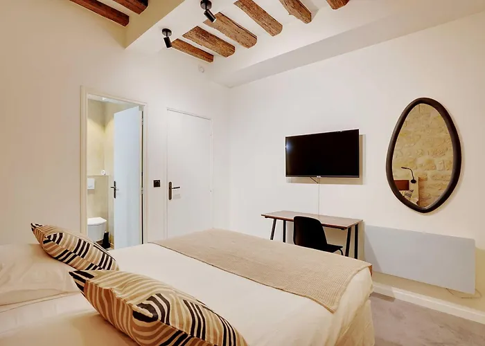 Spacious - 4br-10p - Place Des Vosges * Paris